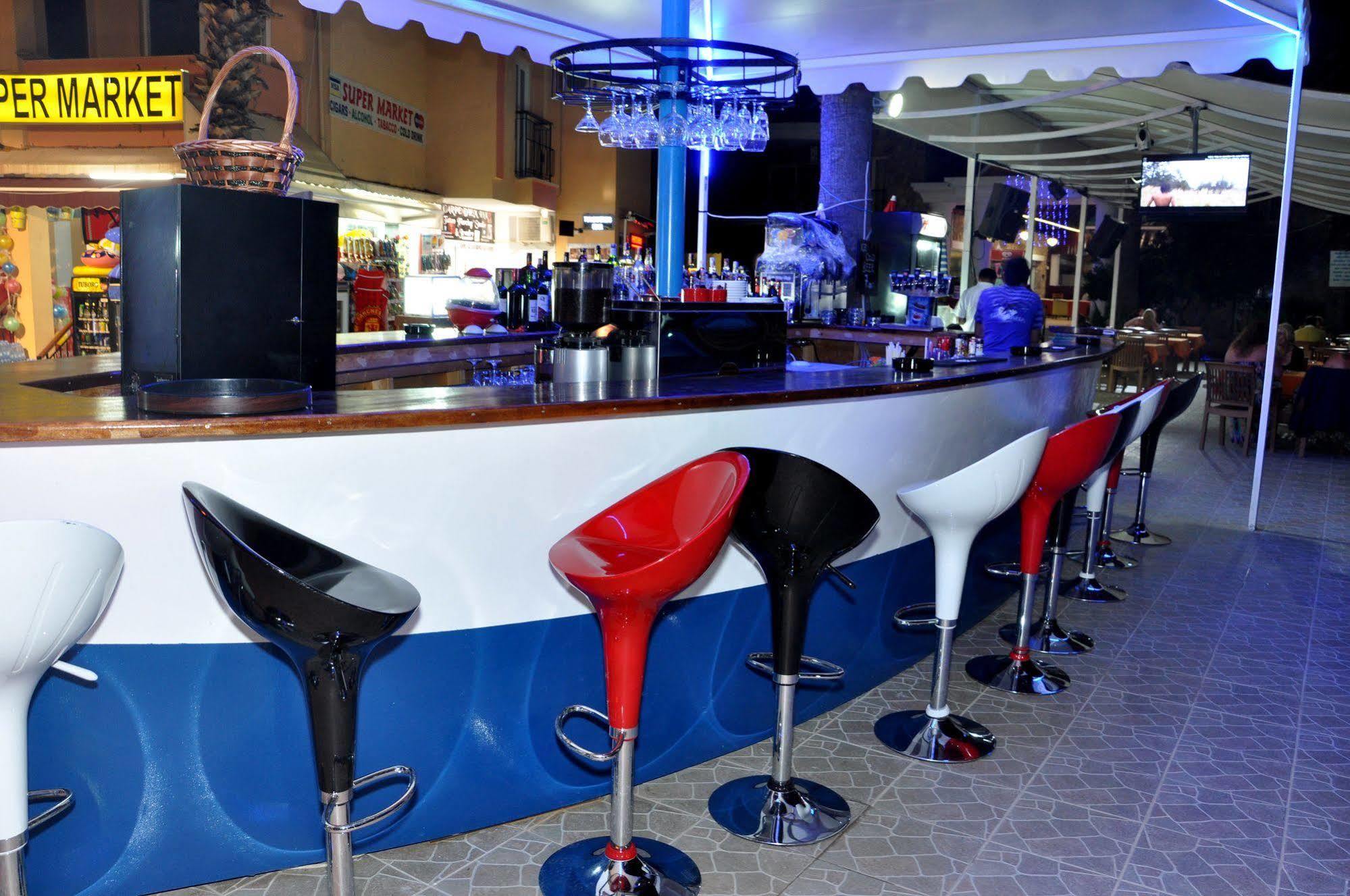 Club Dena Aparthotel Marmaris Exterior foto