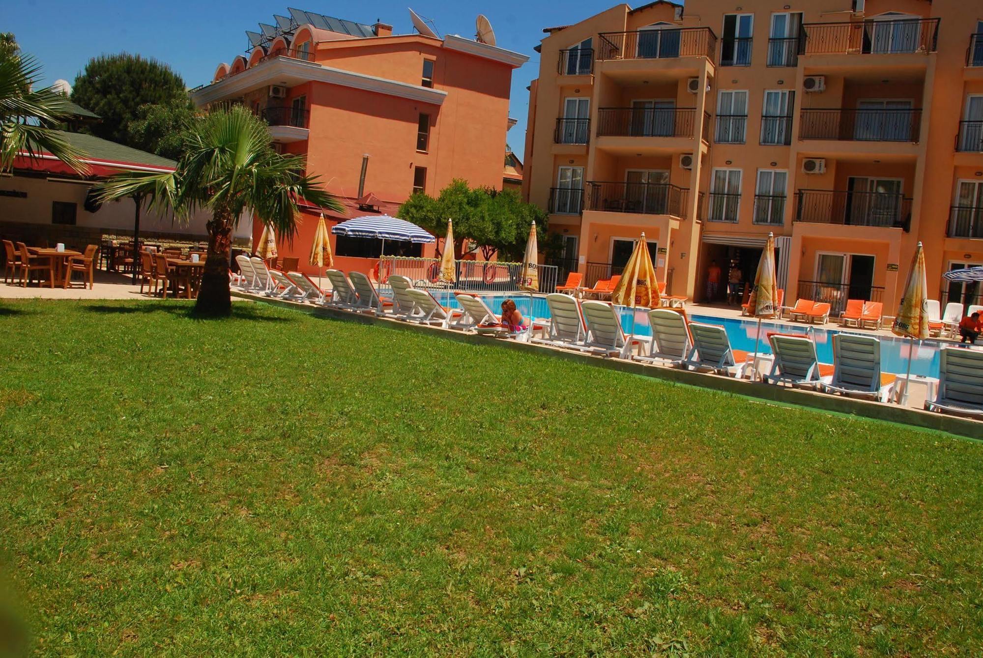 Club Dena Aparthotel Marmaris Exterior foto